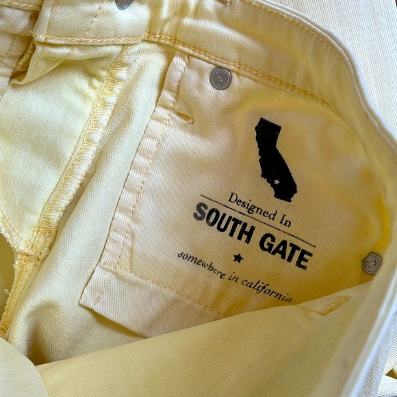 AG NWT THE LEGGING ANKLE SUPER SKINNY ANKLE Lemon yellow - Size 23 - Picture 6 of 10